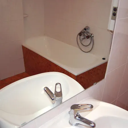 Апартаменты Sunnyside Apartman Шиофок